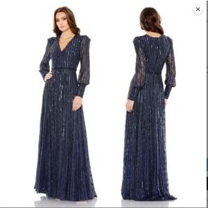 Mac Duggal 4 Navy Blue Sequin Plunge Gown | Long Sleeve | NWT